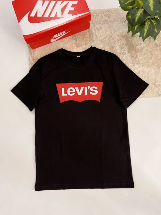 Футболка Levis чорна / футболка левайс /Базова футболка Levis / Levi’s