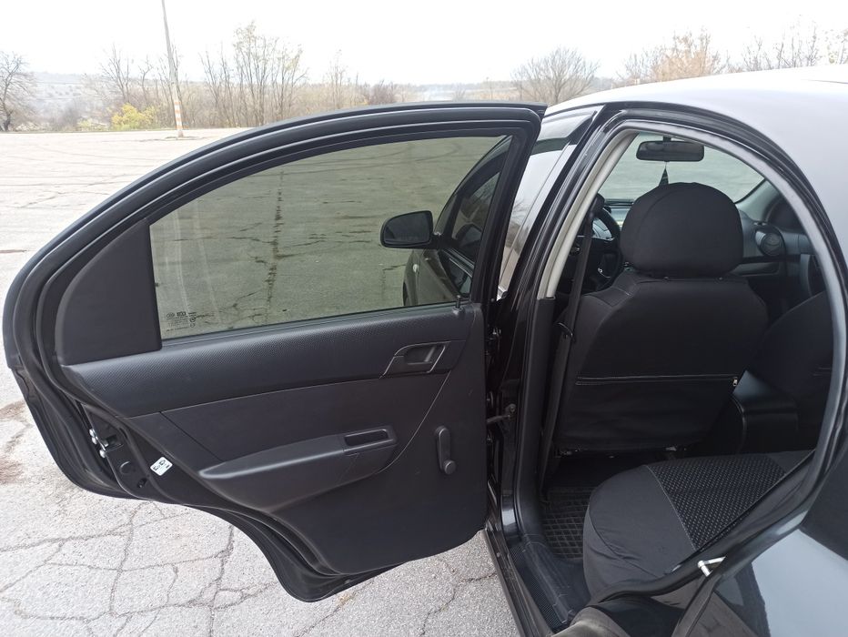Chevrolet Aveo 2007 • 1.5 Газ/Бензин