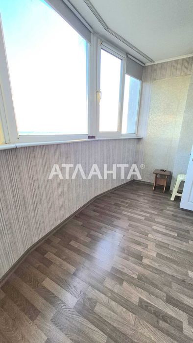4-кімнатна квартира 85 м² з ремонтом та меблями. пр-т Князя Володимира Великого