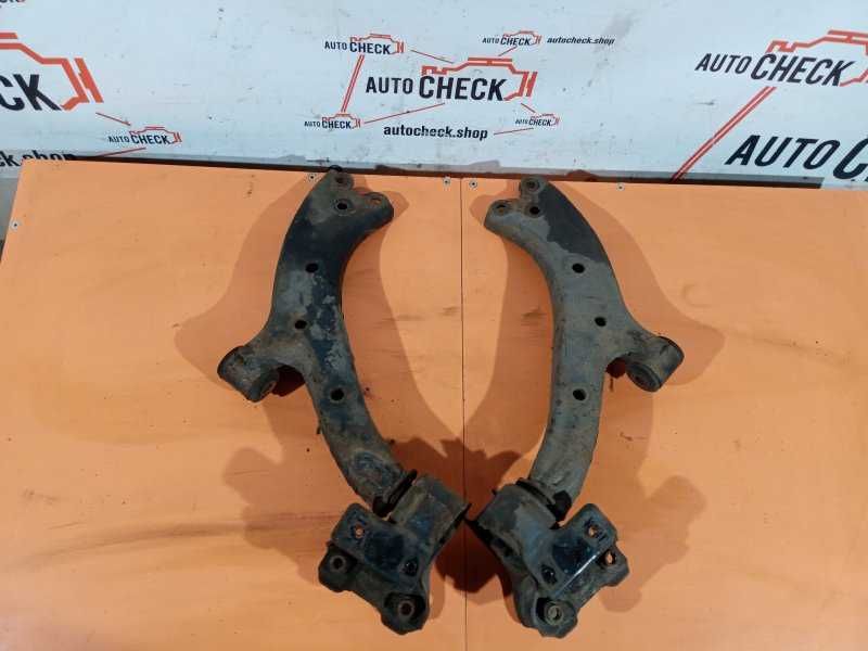 Разборка Honda CR-V капот фара бампер дверь диски