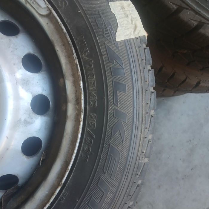 Opony zimowe falken r14 c