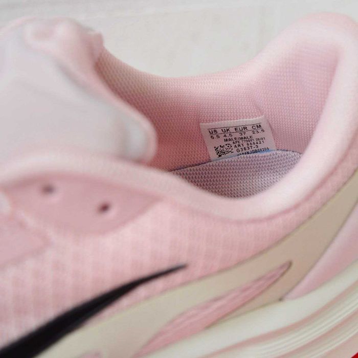 Nike Shield Comfort Ride Pink рожеві кросівки жіночі найк кроссовки кросовки