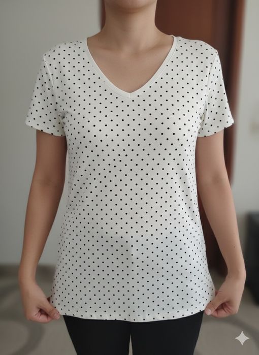 Blusa / T-shirt polka dot, super macia - C&A - Tamanho M