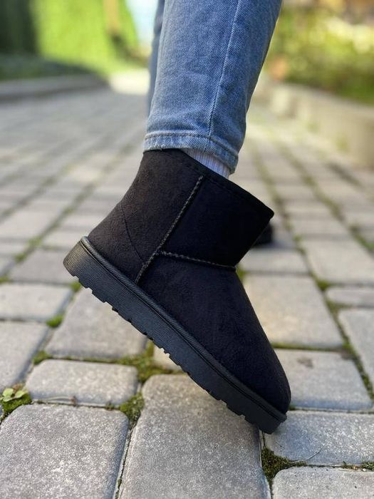 Продам Угги замш 36розмир