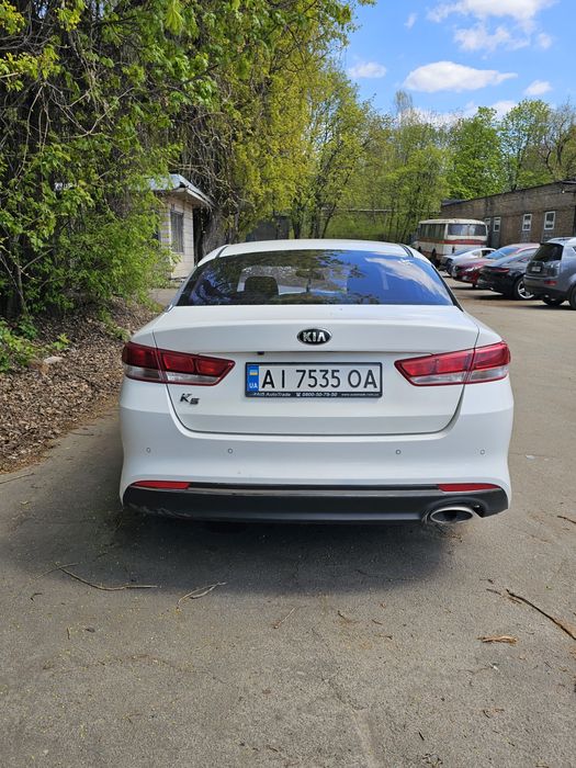 Kia    K5    2016