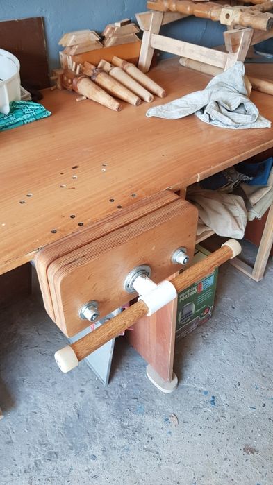 Продам столярные тиски