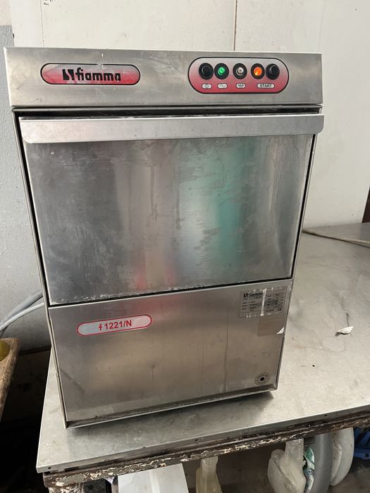 Maquina de lavar FIAMMA chavenas copos , etc
