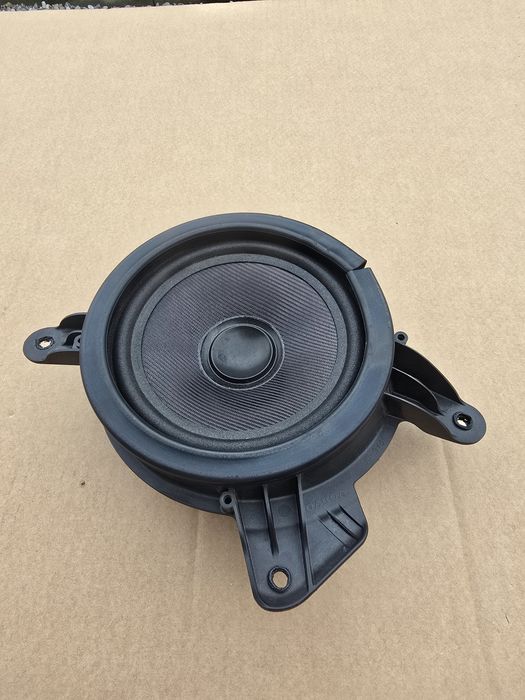 Głośnik Hp Performance Drzwi Lewych Przednich Volvo V70II XC70II S60