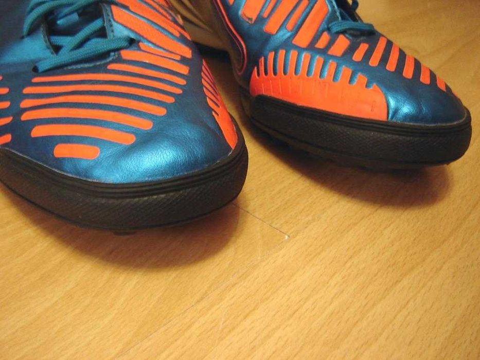 Adidas Predator Absolado buty piłkarskie 44 2/3