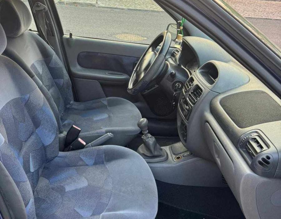 Renault clio 160 mil km