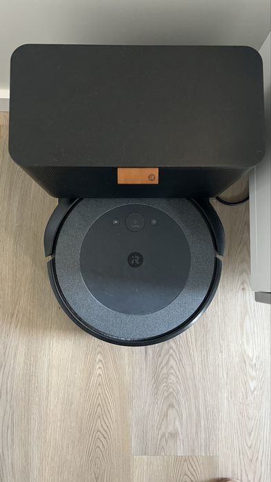 Robot i5 + roomba