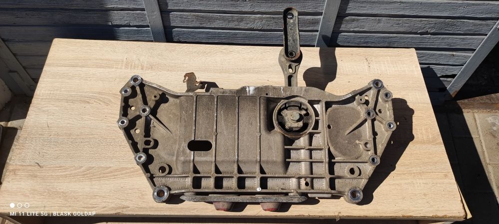 Sanki Belka Przód Audi A3 8P 1.6 B 3D Manual 2003 Blask Gołdap