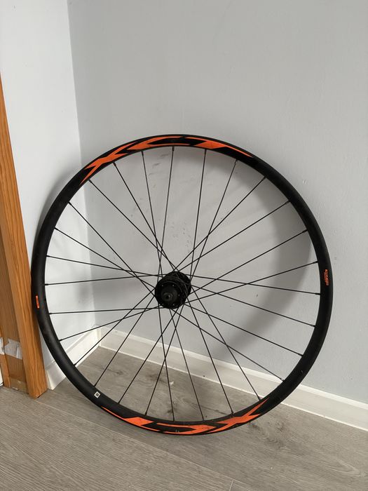 Kolo 29 gianta fathom tył