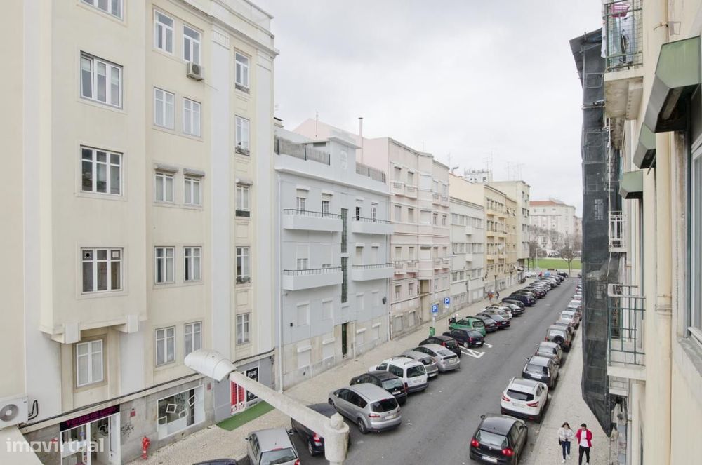 Quarto - localizado em Alameda Lisbon