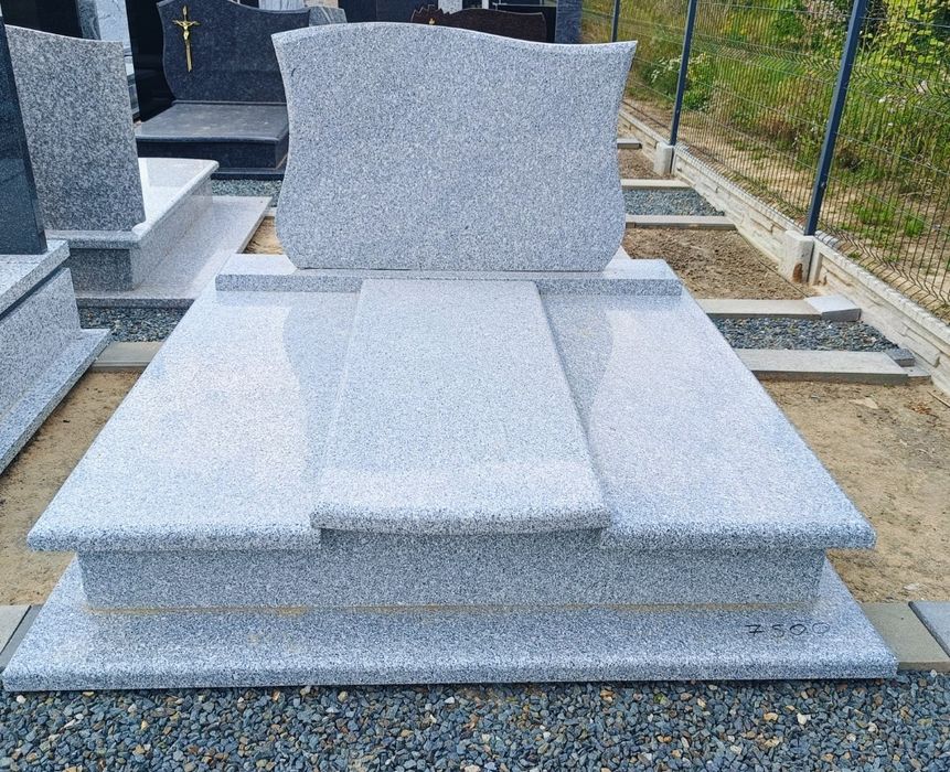 Nagrobek granitowy podwójny