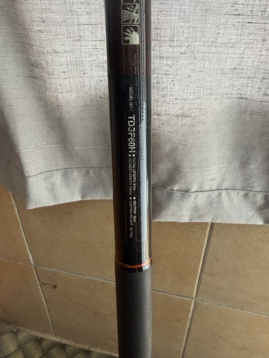Cana de boia 6mts daiwa strong float 60h