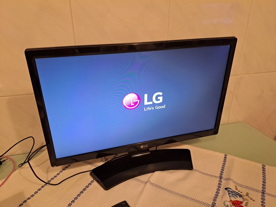 Televisão LG com 49 cm de diagonal