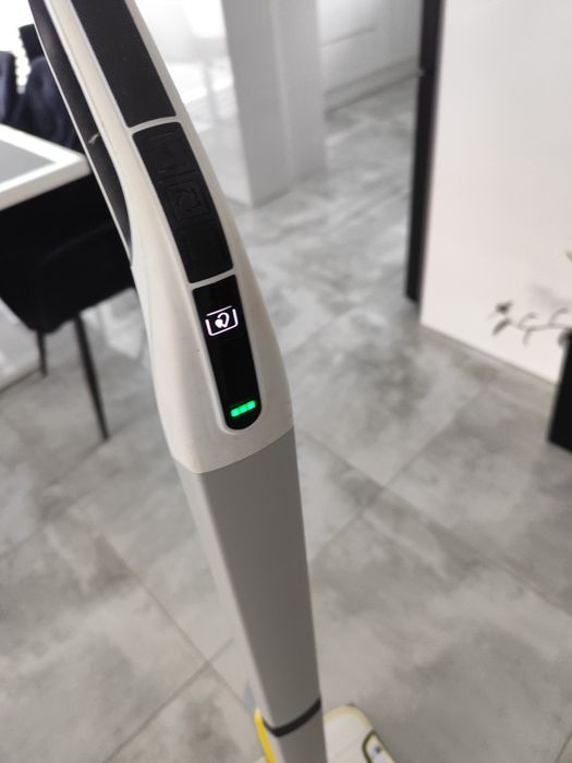 Mop Karcher + 8 rolek miękkich do paneli + 8 rolek do kamienia