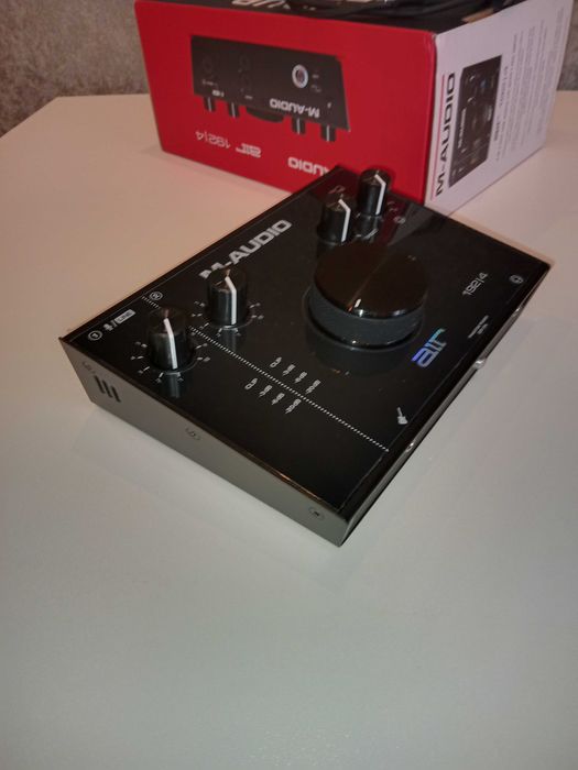 Аудиоинтерфейс M-Audio AIR 192 4