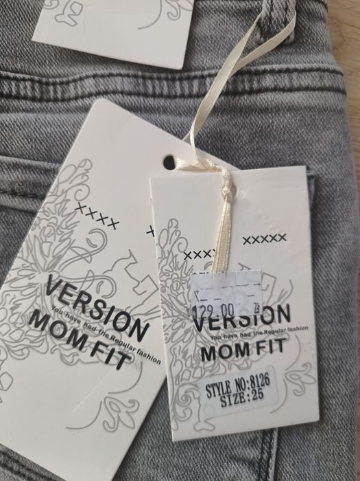 Spodnie Mom fit 25 (S)