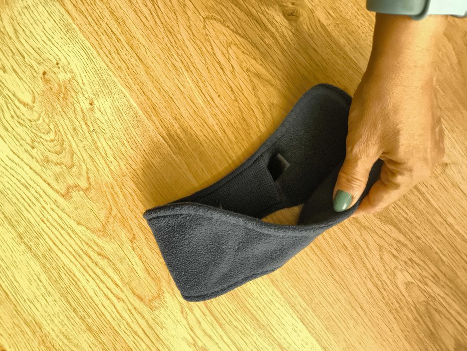 Granatowa polarowa opaska