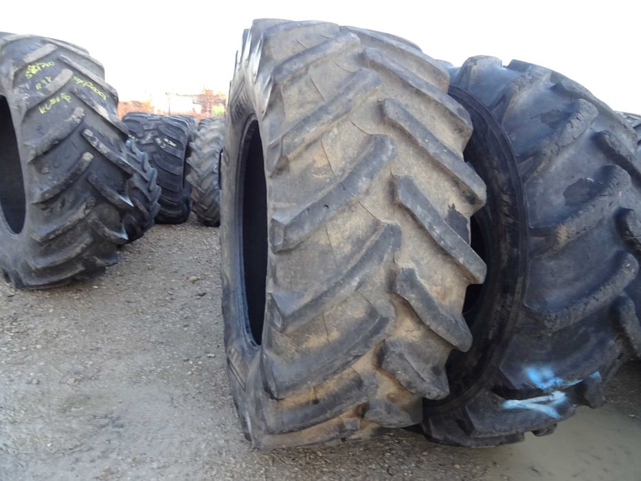 Opona 650/65R38 PIRELLI TM 800  (2100 netto)