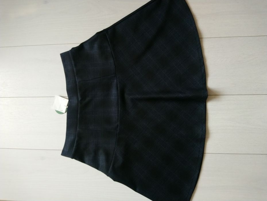 Спідниця нова EUR 40/46