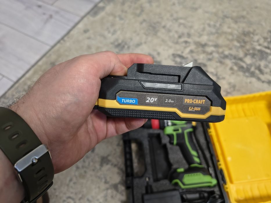 Шуруповерт Procraft PA18Pro DFR (з 1 АКБ 2Аг)