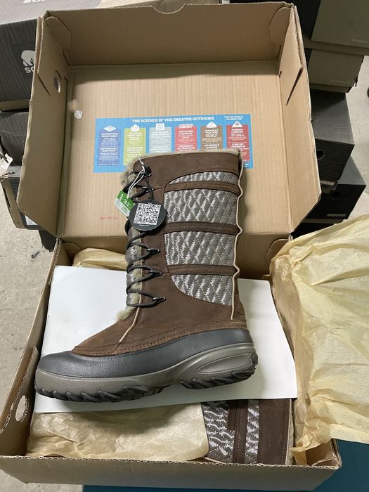 Продаю чобітки жіночі