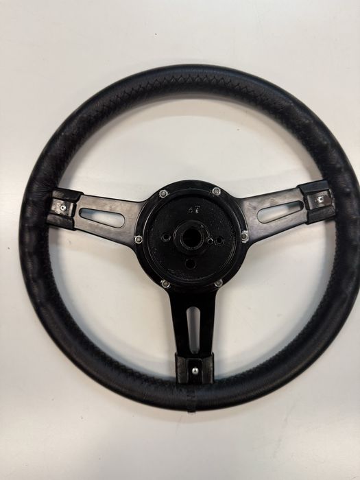 Volante c/cubo MGB GT
