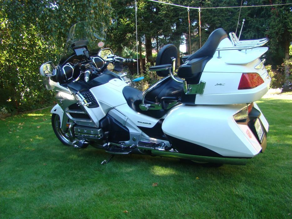 Honda GL Honda GL 1800 2012 r. zadbany[perełka]