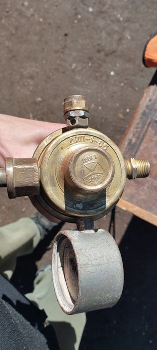 Газовий  балон з редуктором на 27л