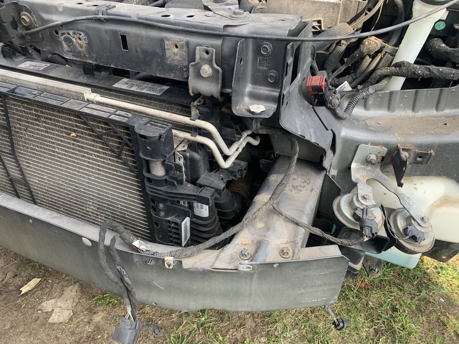 Pas przedni chłodnice komplet Opel Insignia A  2.0T A20NTF A20NHT turbo