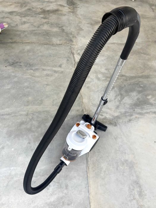 Aspirador sem Saco BECKEN BVC4110