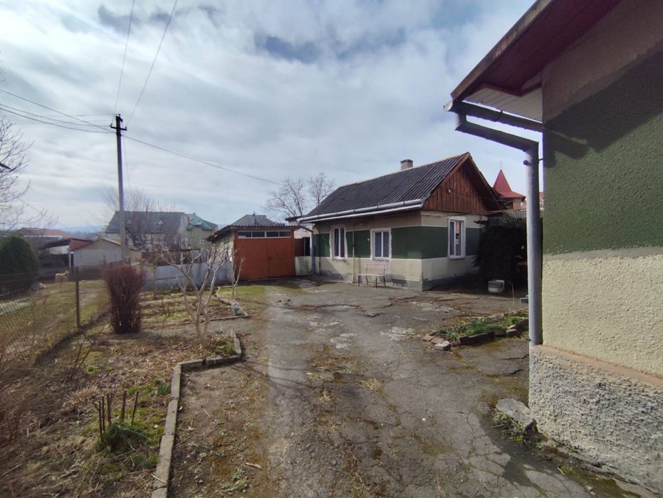 Продається будинок з гаражем і літньою кухнею,7 соток, вул.Данилишиних