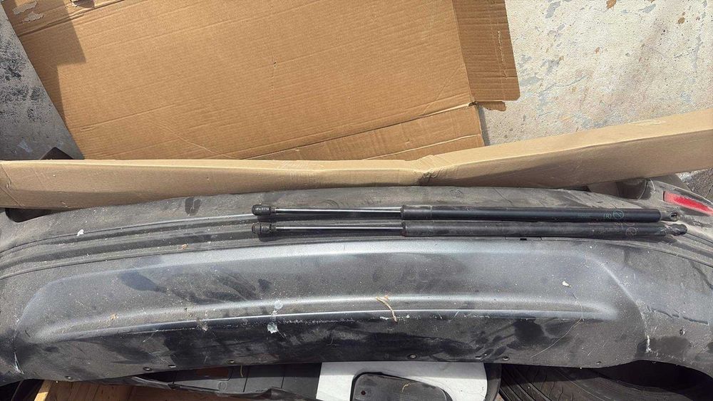 material de trazeira ford mondeo
