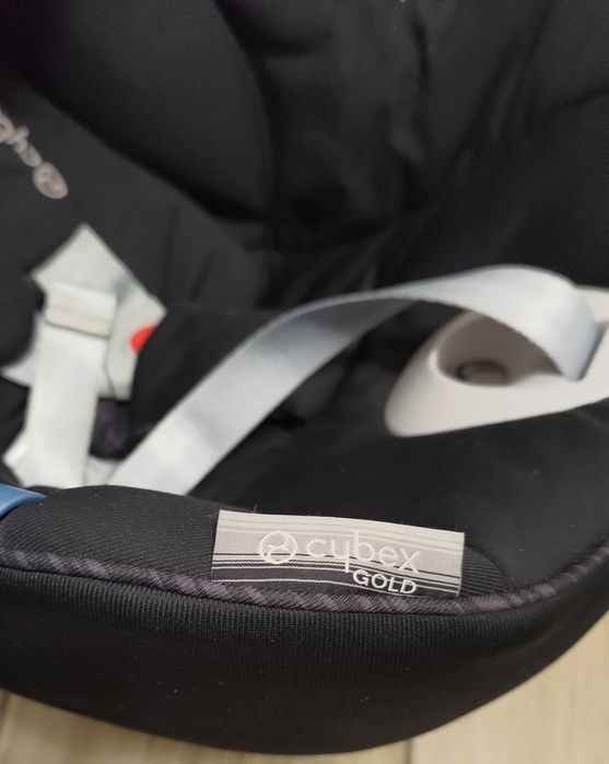 Fotelik Cybex aton M i-size  razem z bazą