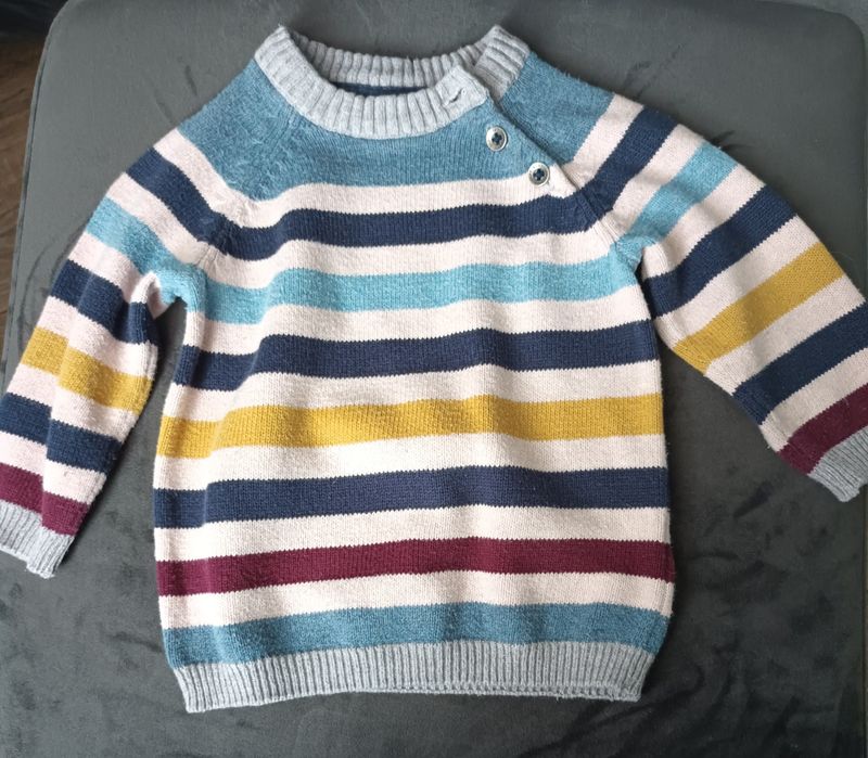 Bluzy, sweterek dla chłopca rozmiar 68