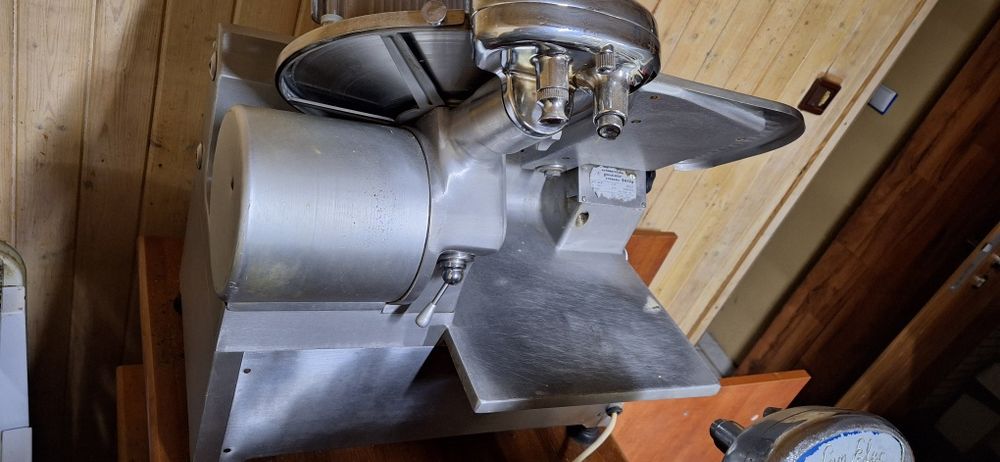 Krajalnica wędlin sklepowa maga automatyczna