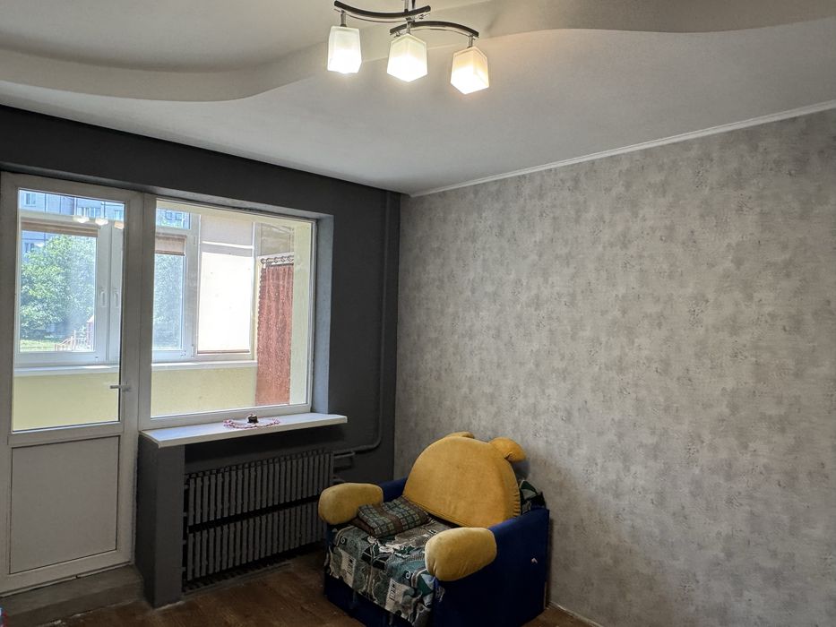 ПРОДАМ 4 кімнатну квартиру