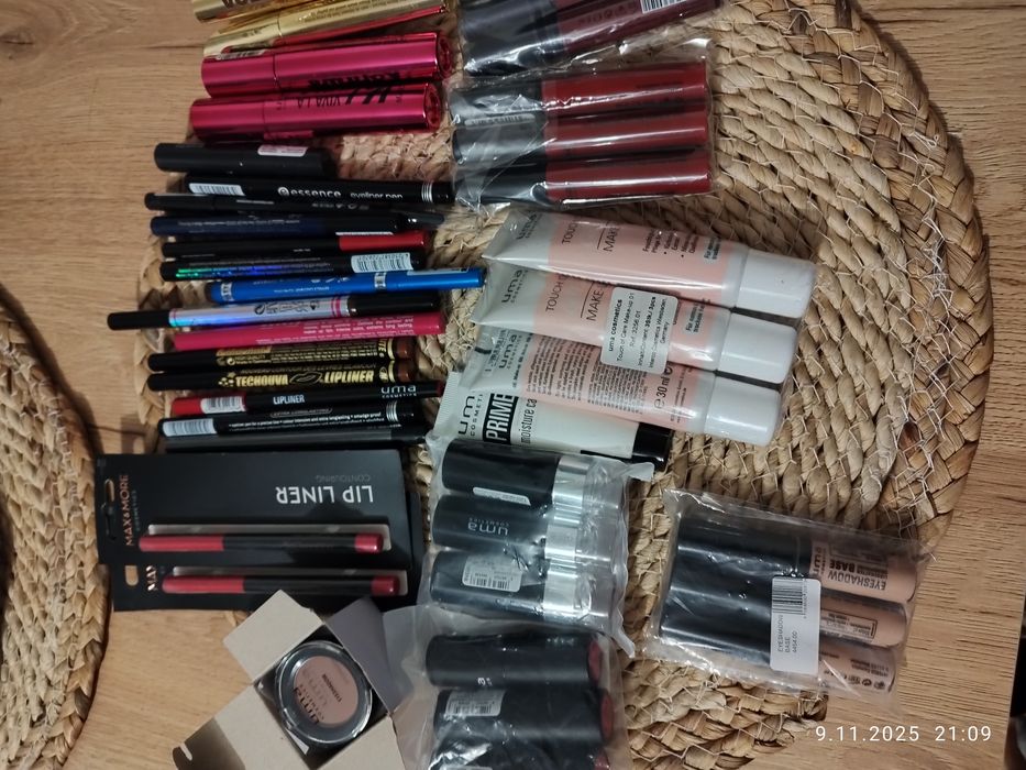 Zestaw 25 kosmetyków