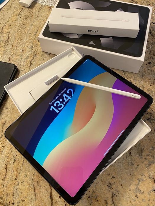 iPad Air 5 (M1) 64GB Wi-Fi + Apple Pencil 2 + etui + folia – komplet