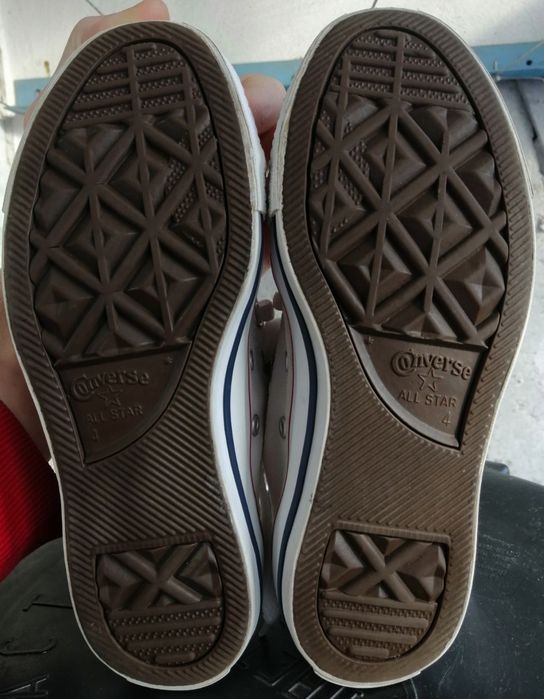 Продам кеди Converse