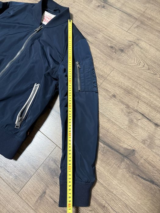 Бомбер Levis оригінал. Неутеплений.