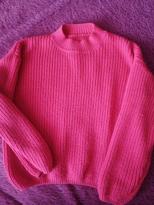 Светер яскравий дуже гарний 44/48