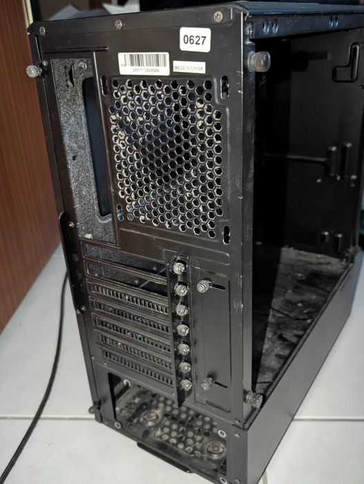 Torre Caixa PC Phantek sem vidro lateral
