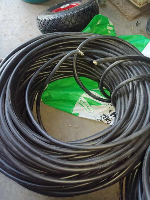 Sprzedam kabel ziemny 3x2.5 
4 zł/m
Możliwość wysyłki OLX