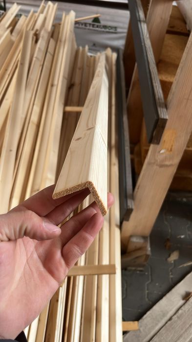 Narożnik ćwirćwalek drewniany