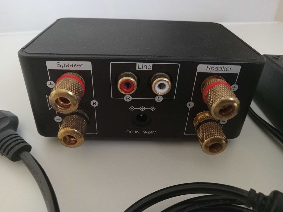 Hi-Fi цифровий підсилювач звуку