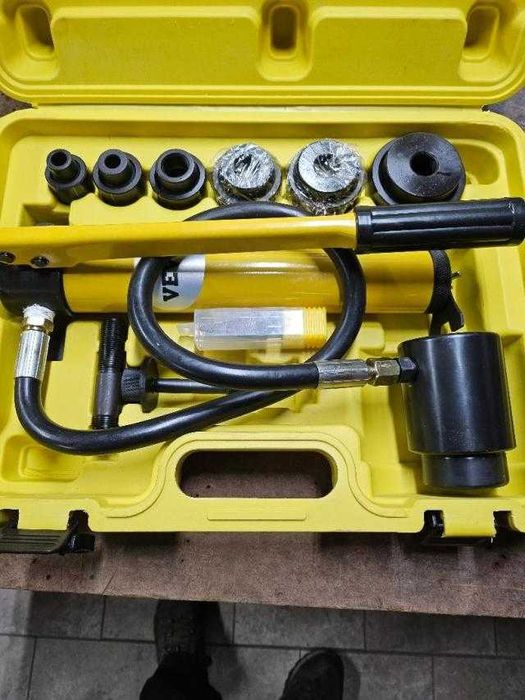 Dziurkacz do blachy hydrauliczny 10T 12-50mm